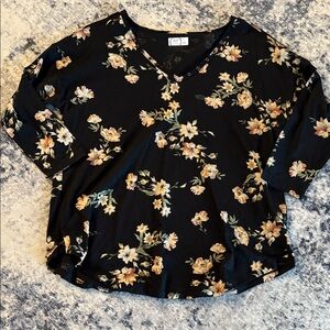 Maurices Black Floral Long Sleeve Top Size 2 (18-20)